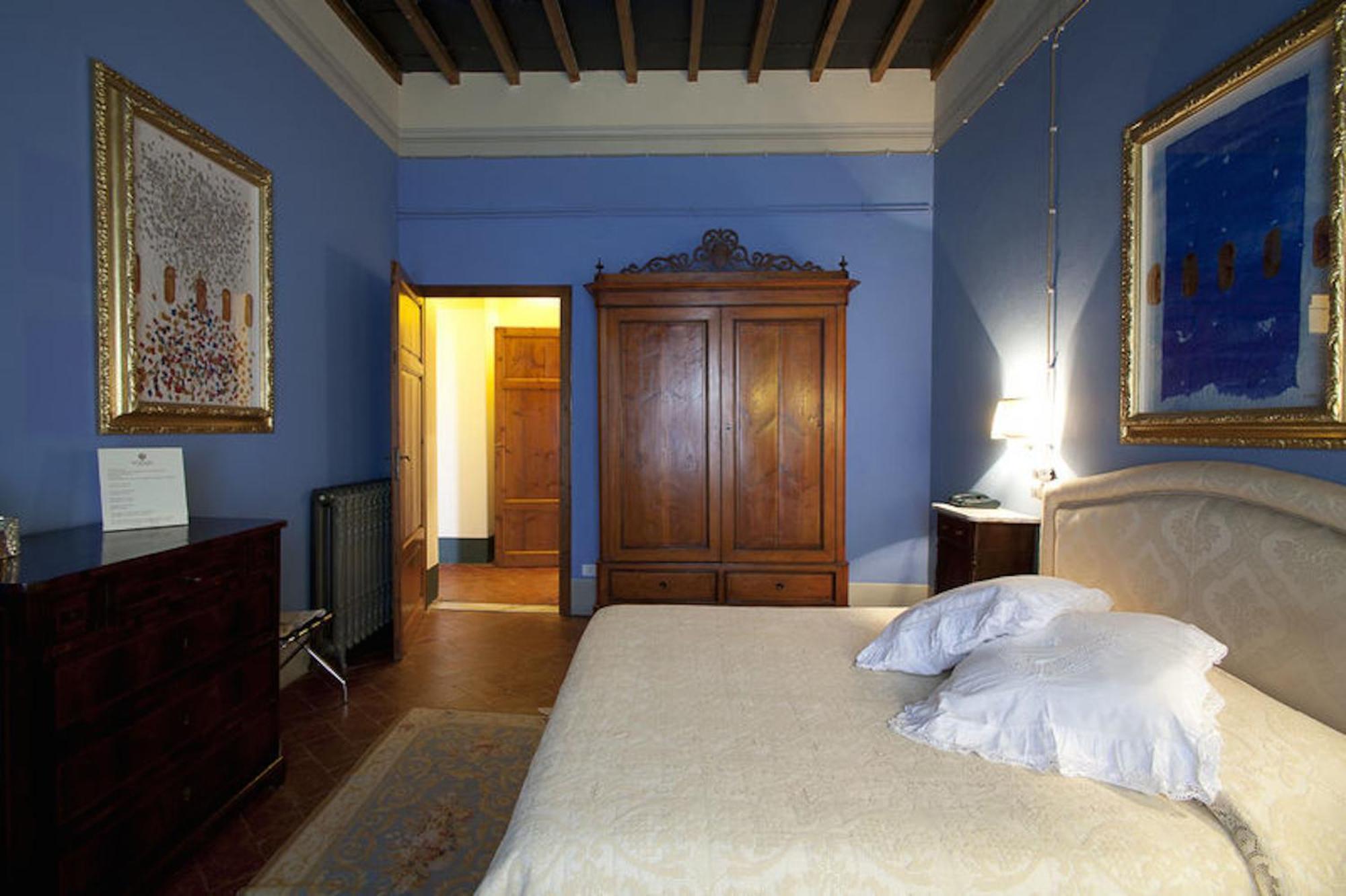 Bed and Breakfast Residenza Palazzo Visdomini Pietrasanta Zimmer foto