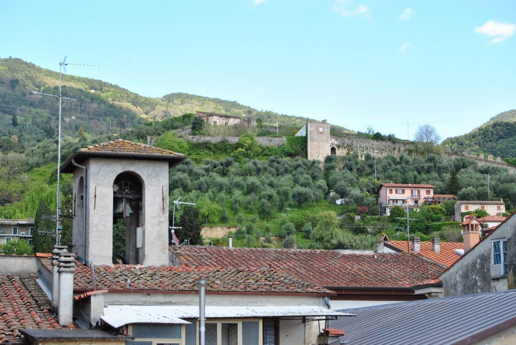 Bed and Breakfast Residenza Palazzo Visdomini Pietrasanta Exterior foto