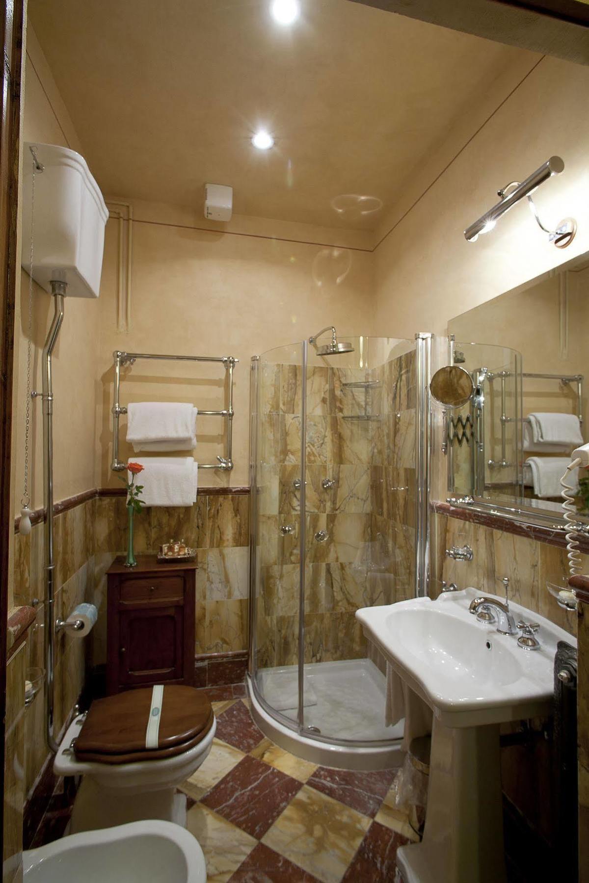 Bed and Breakfast Residenza Palazzo Visdomini Pietrasanta Exterior foto