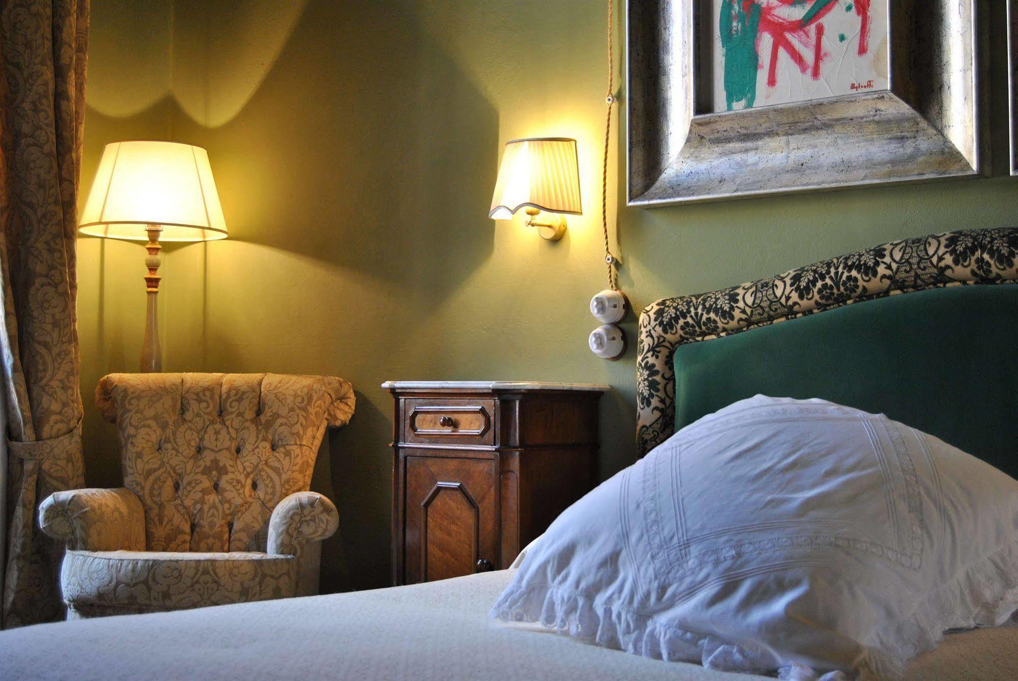 Bed and Breakfast Residenza Palazzo Visdomini Pietrasanta Exterior foto