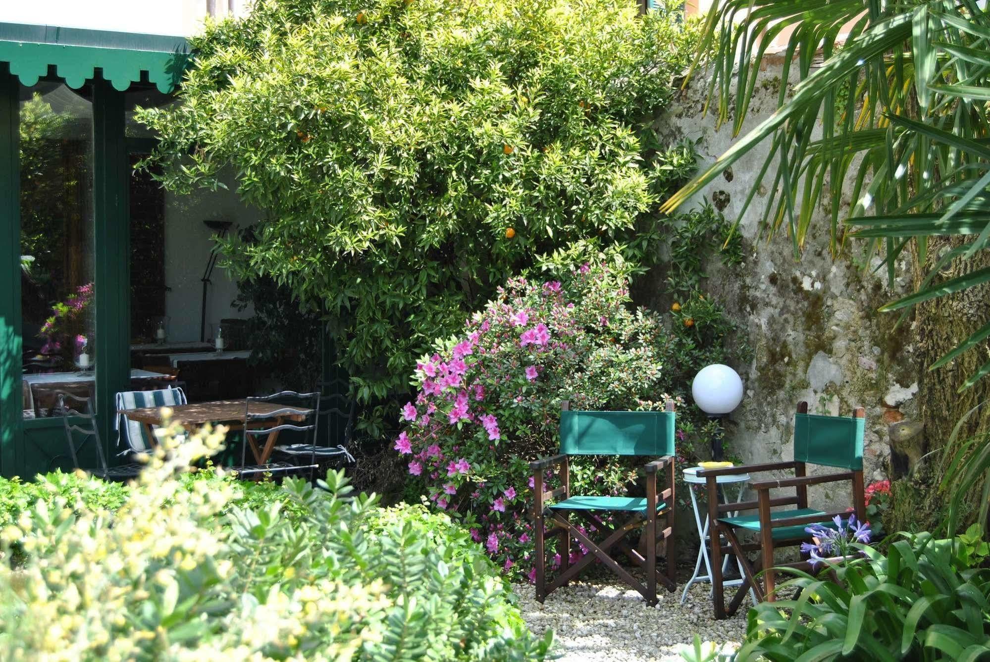 Bed and Breakfast Residenza Palazzo Visdomini Pietrasanta Exterior foto