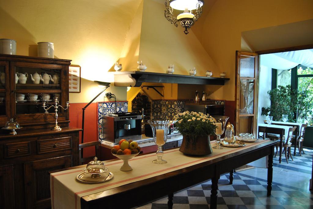 Bed and Breakfast Residenza Palazzo Visdomini Pietrasanta Exterior foto